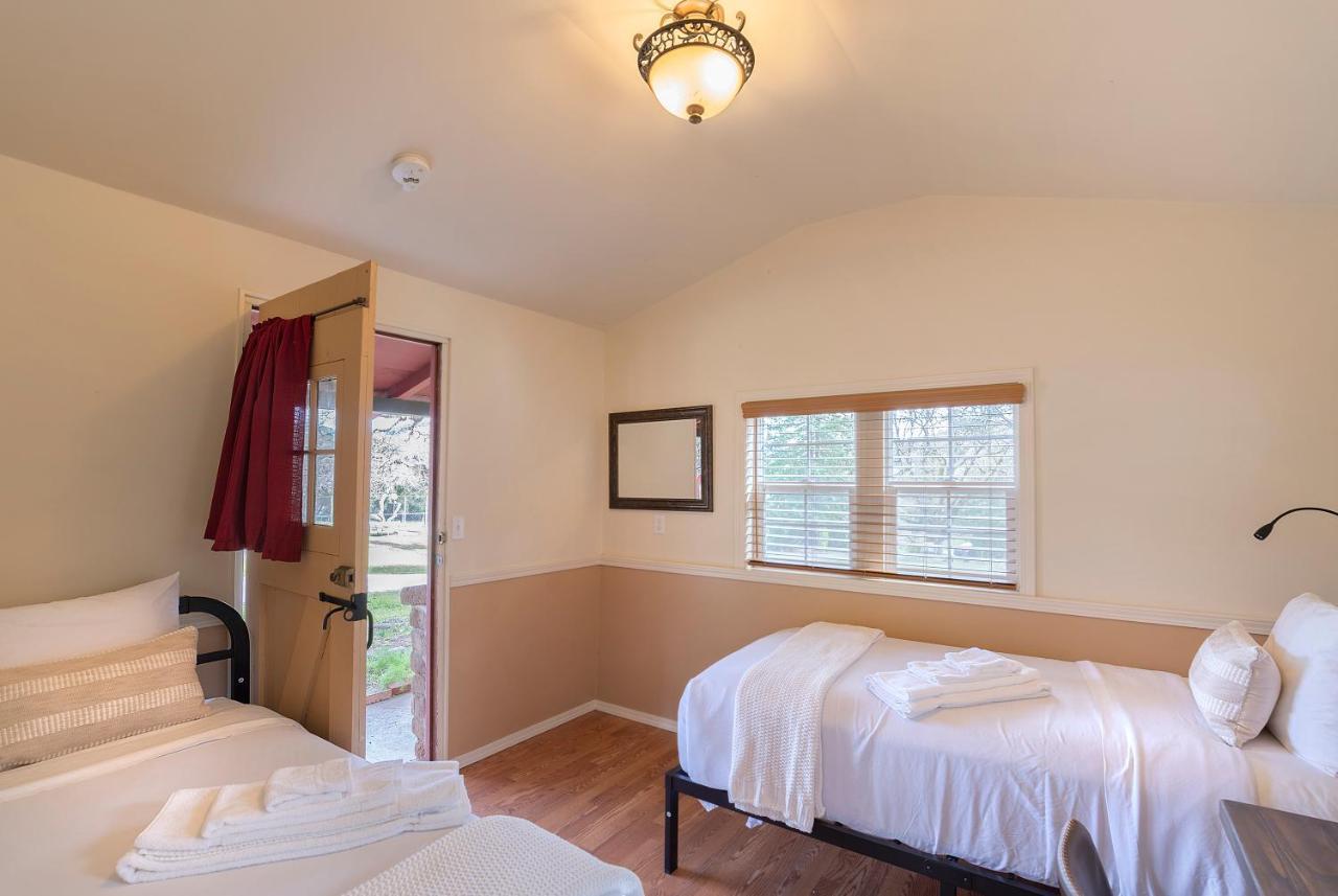 The Camp At Carmel Valley Exterior photo