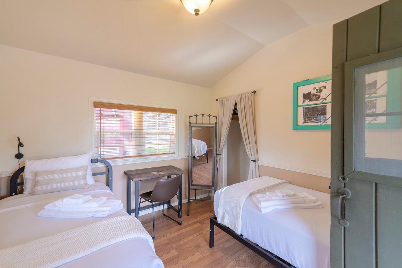 The Camp At Carmel Valley Exterior photo